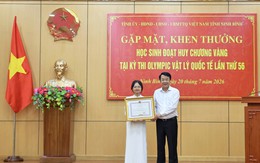 Ninh Bình: Trao thưởng cho nữ sinh đoạt Huy chương Vàng Olympic Vật lý quốc tế