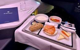 Xếp hạng đồ ăn và thức uống của các hãng bay trên thế giới