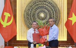Thanh Hóa: Công bố Nghị quyết của Ủy ban Thường vụ Quốc hội về công tác cán bộ