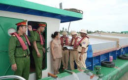 An toàn trên những chuyến phà ngang