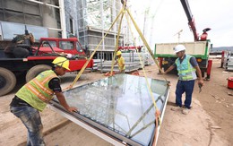 7.000 người thi công ba ca, bốn kíp trên công trường sân bay Phú Quốc, 9.500 tấm kính sắp phủ nhà ga “Phượng Hoàng Lửa”