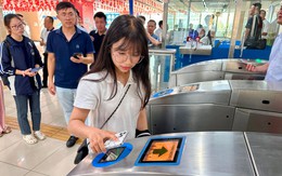 Từ 1/9 Hà Nội sẽ áp dụng vé điện tử liên thông giữa xe buýt và metro