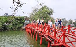 Gần 14 triệu lượt khách quốc tế đến Việt Nam trong 7 tháng