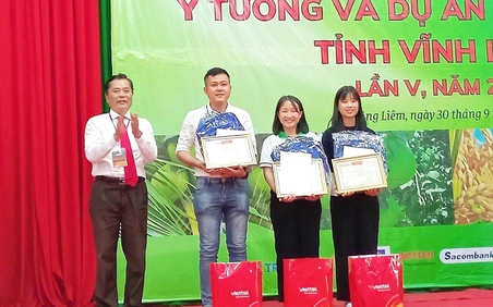 Sinh viên Đại học Tân Tạo đạt giải Nhất Cuộc thi Khởi nghiệp tỉnh Vĩnh Long lần thứ V