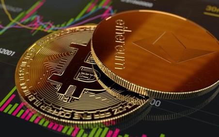 Giá Bitcoin hôm nay 28/2: Biến động quanh mức 23.500 USD