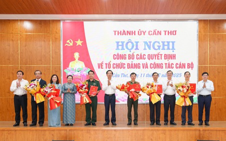 TP Cần Thơ: Công bố các Quyết định của Thành ủy về thành lập Đảng bộ và chỉ định nhân sự