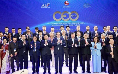 CEO 500: Hội tụ dòng vốn, công nghệ và tài chính