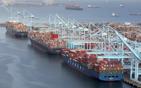 Hé lộ 2 cảng quan trọng bậc nhất thế giới, là chìa khoá giải quyết tình trạng chuỗi cung ứng tắc nghẽn nghiêm trọng