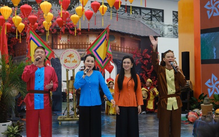 Gian hàng Đà Nẵng khuấy động Hội chợ Mùa Thu 2025 tại Đông Anh