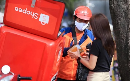 VCCI đề xuất không miễn thuế với hàng nhập qua thương mại điện tử