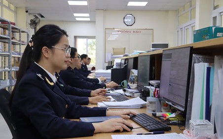 Hơn 50.000 tờ khai hải quan được giải quyết trong ngày đầu vận hành hệ thống mới