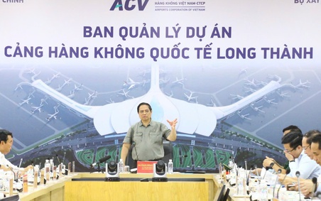 Thủ tướng Phạm Minh Chính thị sát các công trình trọng điểm tại Đồng Nai