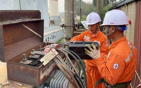 Bộ Công Thương đề xuất lộ trình thí điểm giá điện hai thành phần