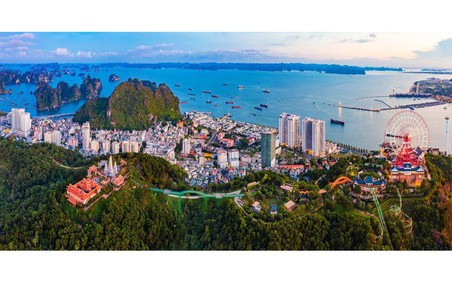 Hạ Long sắp bước vào tháng du lịch lý tưởng theo gợi ý của hai “ông lớn” du lịch quốc tế