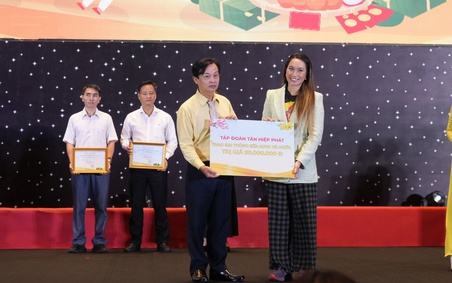 Mang Xuân ấm áp đến với hàng ngàn trẻ em trước thềm năm mới