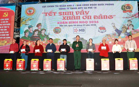 Ấm áp chương trình “Tết sum vầy - Xuân ơn Đảng” nơi đại ngàn Tây Nguyên